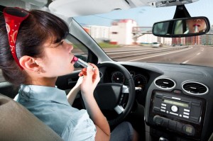  Боязнь попасть в аварию, стрессы и ГИБДД - вот чего боятся женщины-водители